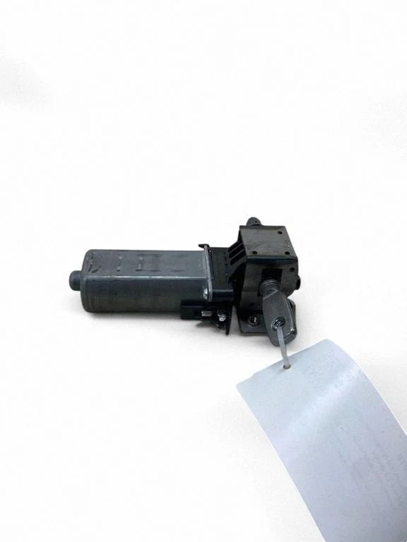 Istme reguleerimismootor D352004