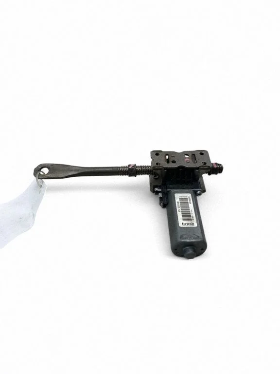 Istme reguleerimismootor D352204