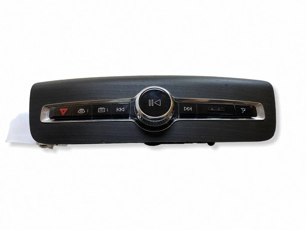 Head unit multimedia control – Volvo XC90 (2014-)