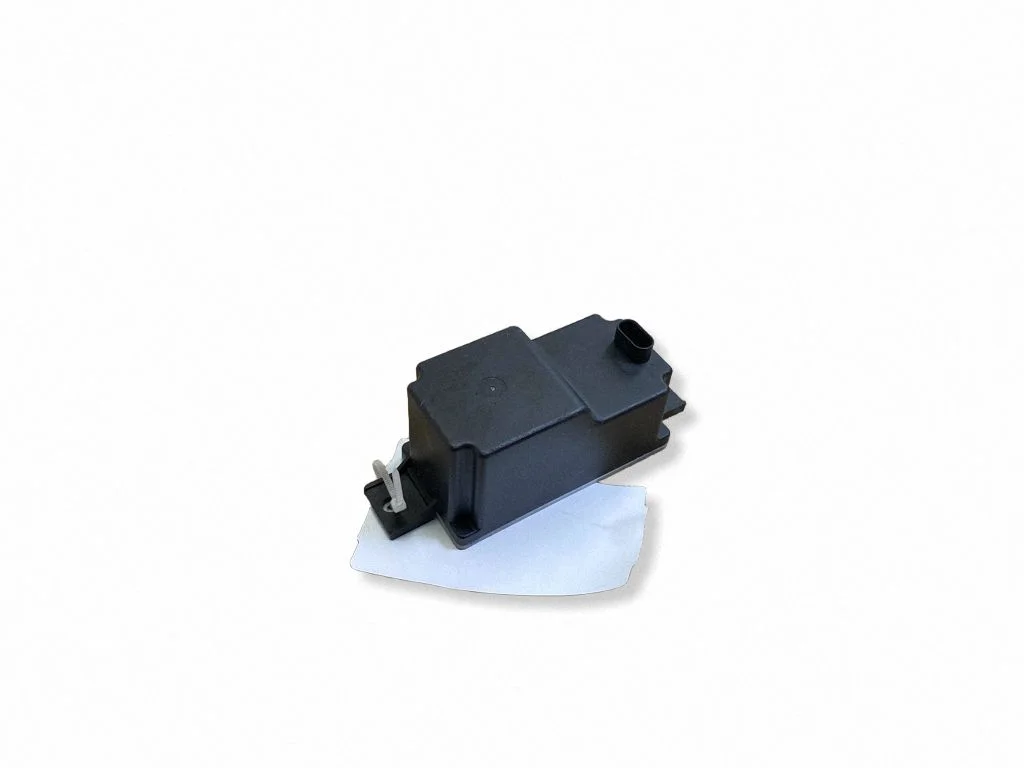 Voltage converter inverter – Mercedes-Benz GLC-Class C253 (2016-)