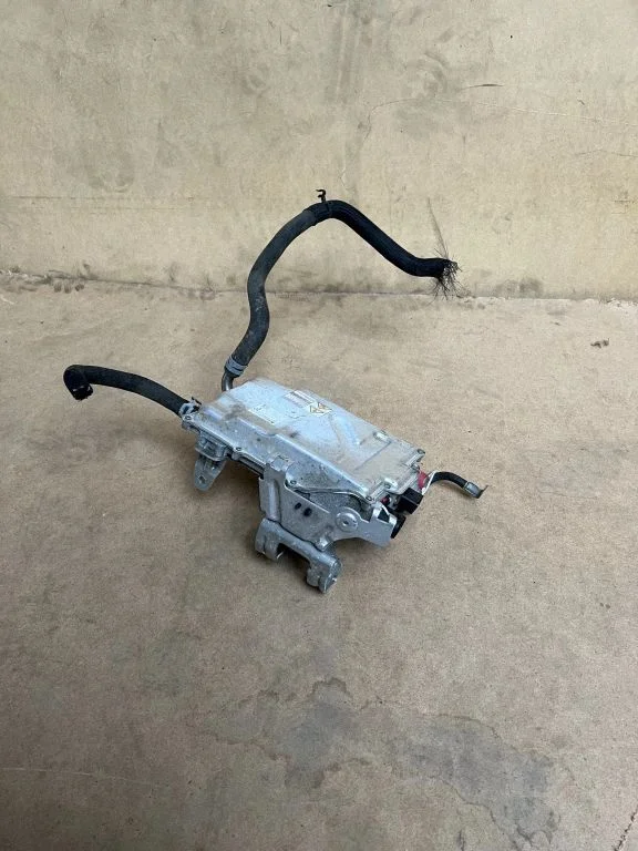 Voltage converter inverter 102866400E