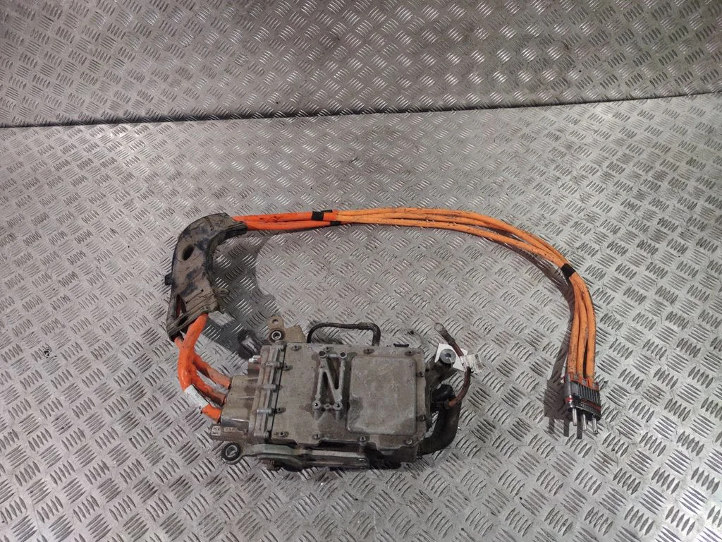Inverter (pingemuundur) – Mercedes-Benz ML-klass W166 (2012-2017)
