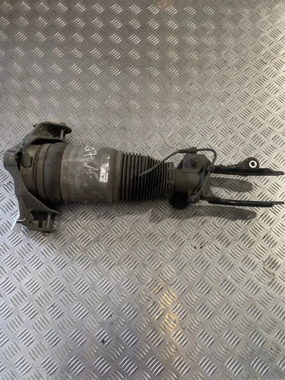 Front air suspension shock absorber – Audi Q7 4L (2005-2015)