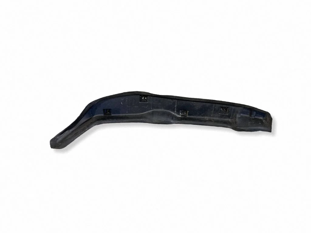 Poritiiva otsaliist – BMW i4 (2021-)