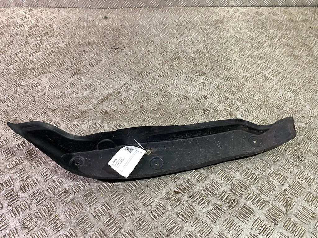 Fender end trim A2388890100