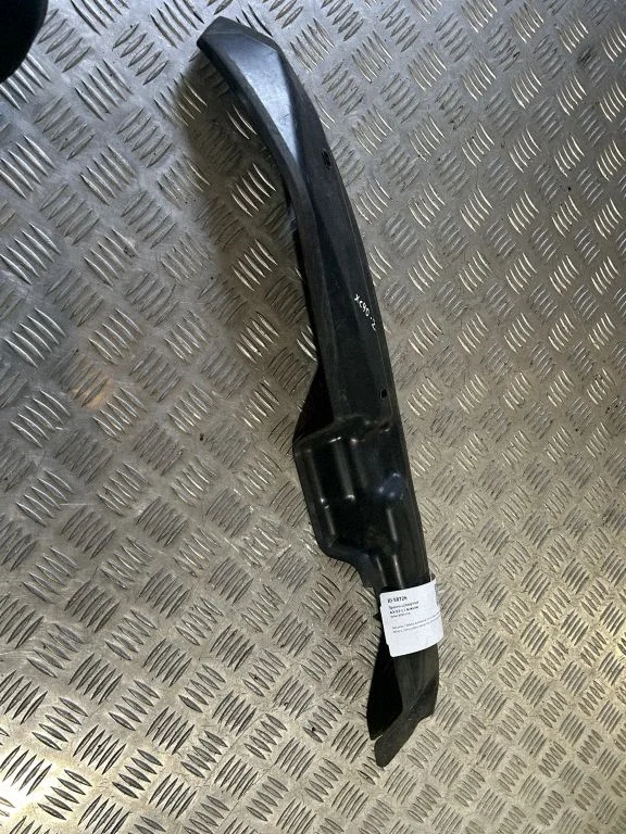 Poritiiva otsaliist 31353952