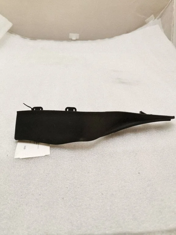 Fender end trim 31442411