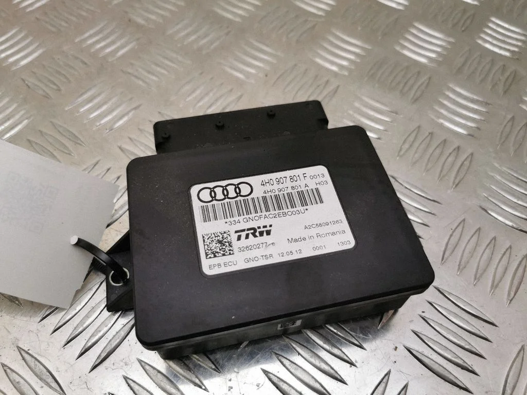 Hand brake control module – Audi A8 S8 D4 4H (2010-2016)
