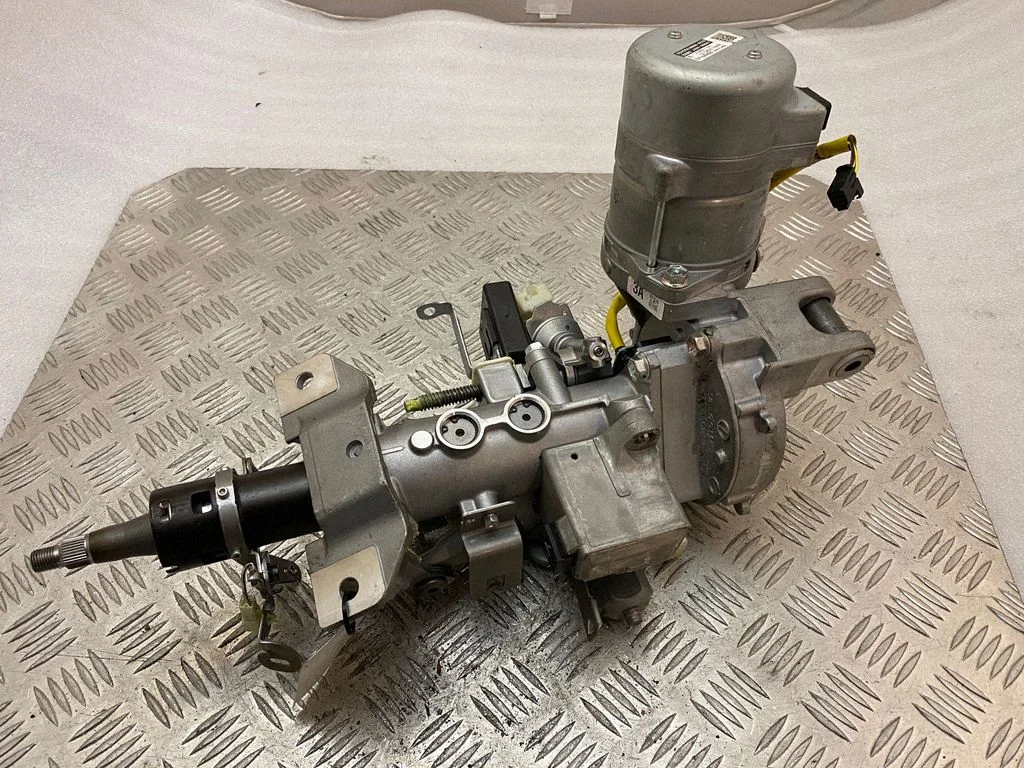 Roolivõimendi pump (elektriline) 8965048330