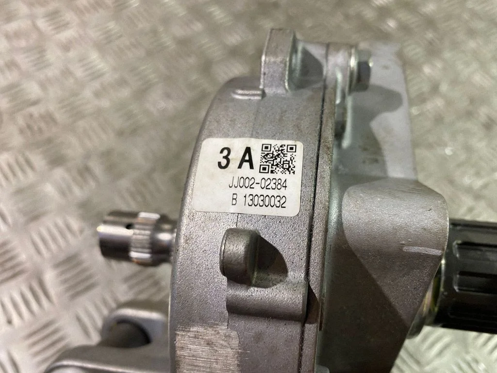 Roolivõimendi pump (elektriline) 8965048330