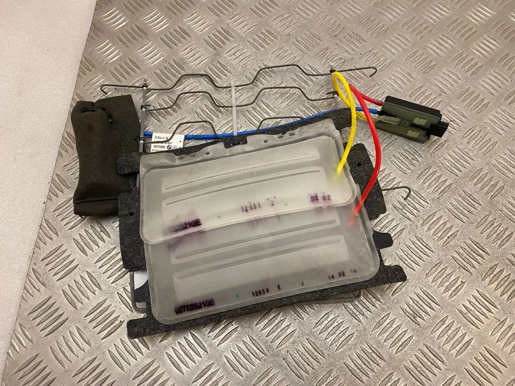 Seat control module A0009104402