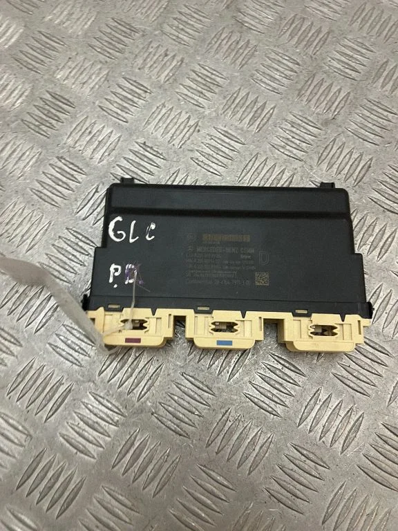 Istme juhtmoodul – Mercedes-Benz GLC-klass C253 (2016-)