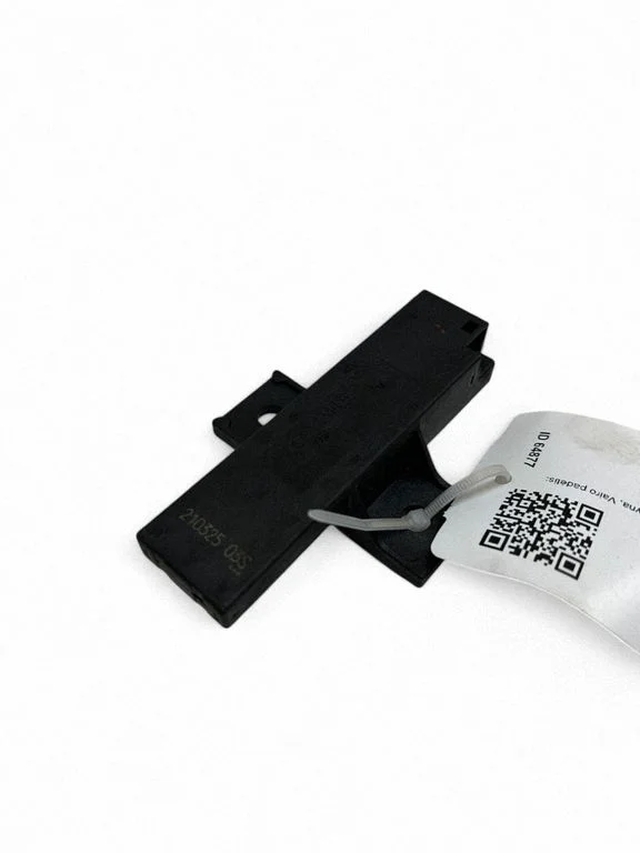 Bezatslēgas sistēmas KESSY (keyless) vadības bloks/modulis – Audi Q4 e-tron (2021-)