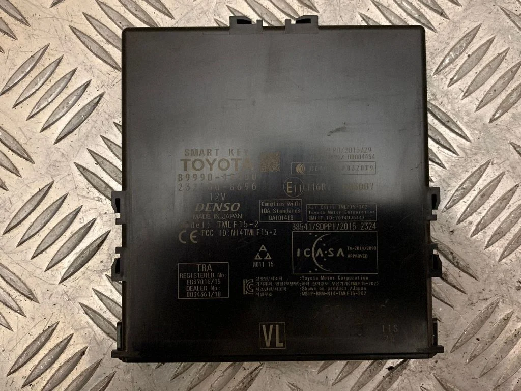 Keyless (KESSY) go control unit/module – Lexus RX 450H (2016-)