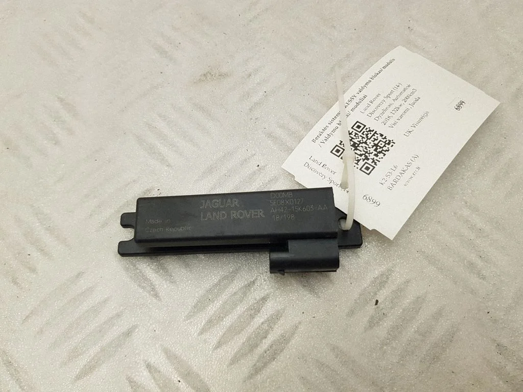 Keyless (KESSY) go control unit/module – Land Rover Discovery Sport (2014-)