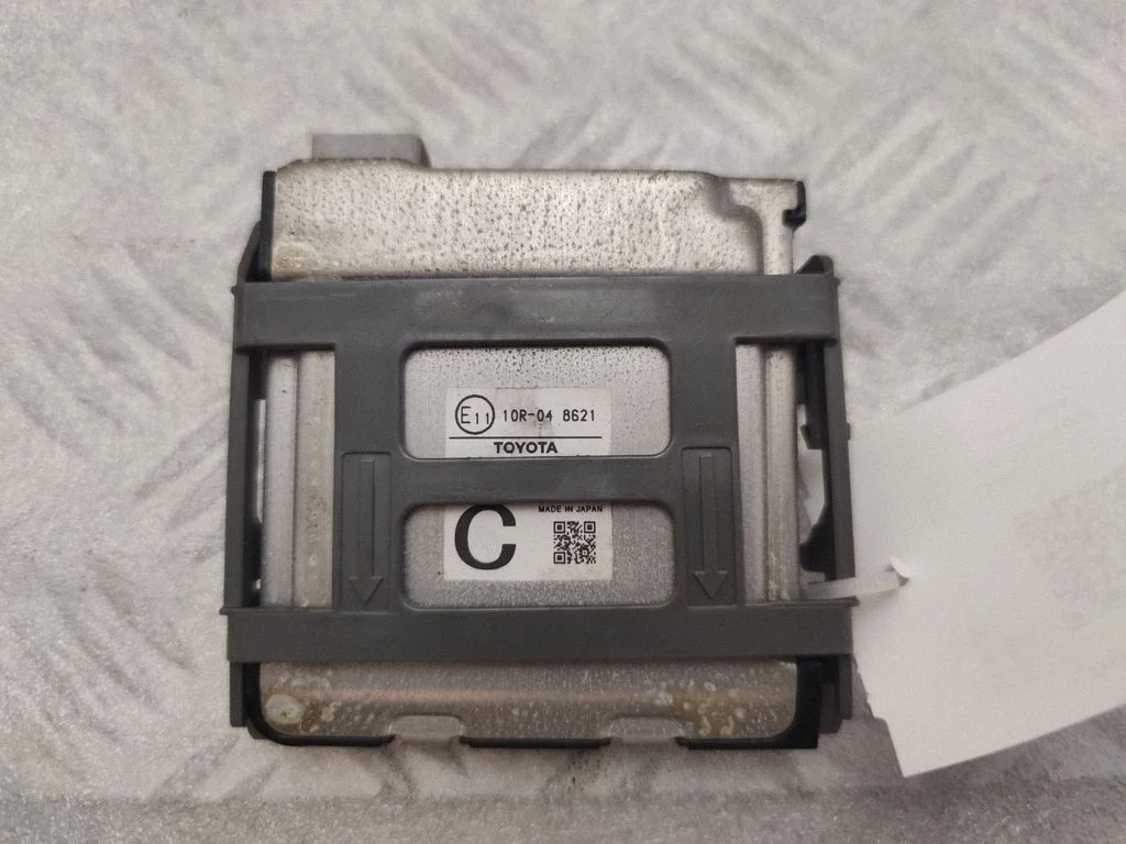 Windshield/windscreen camera – Lexus RX 450H (2016-)