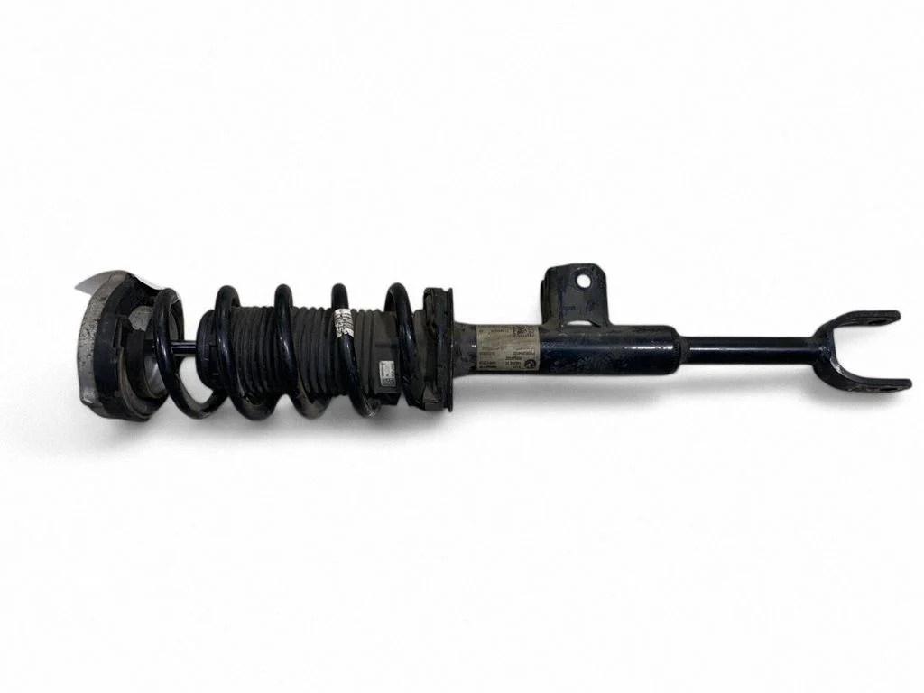 Front shock absorber with coil spring – BMW 5 Series G30 G31 G38 (2016-)