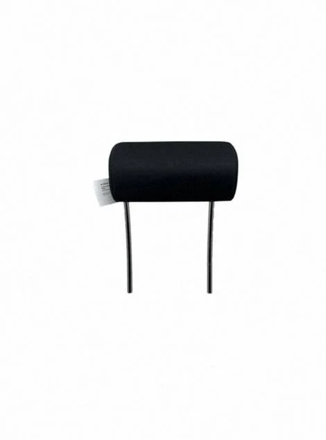 Rear seat headrest – centre