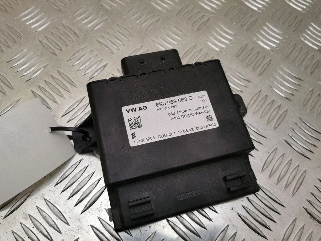 Voltage converter/converter module 8K0959663C