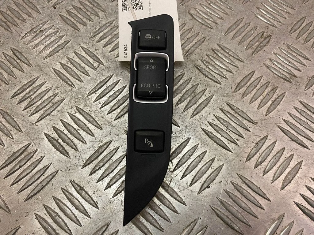 A set of switches – BMW 3 Series F30 F35 F31 (2012-2018)