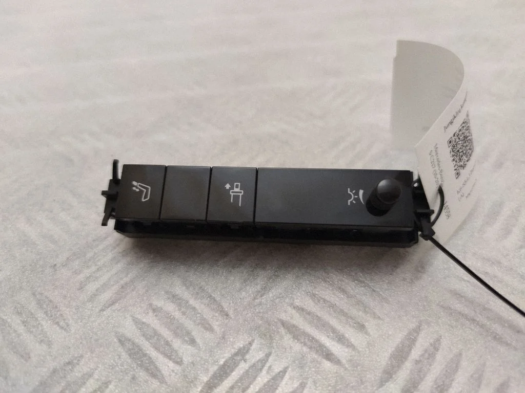 Lülitite komplekt – Mercedes-Benz S-klass C217 (2015-2020)