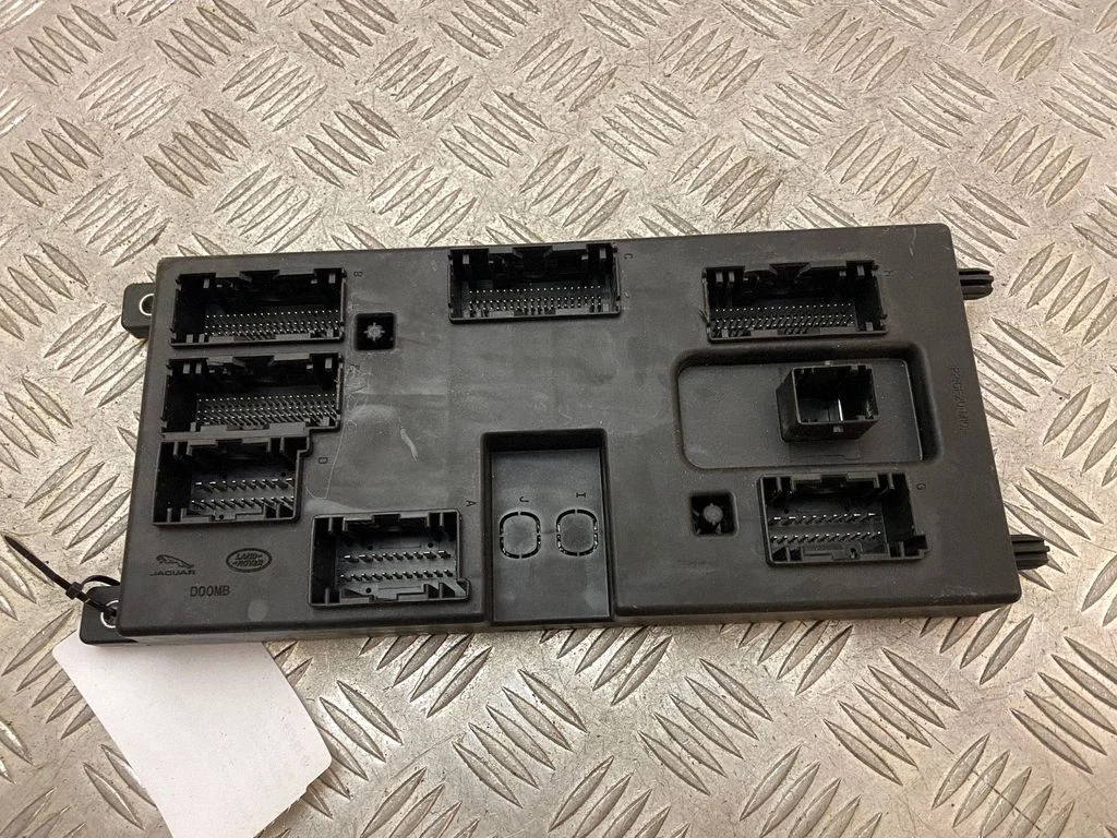 BSM Control unit – Jaguar XE (2015-)