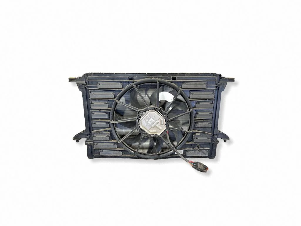 Radiatoru komplekts 4KE121251B