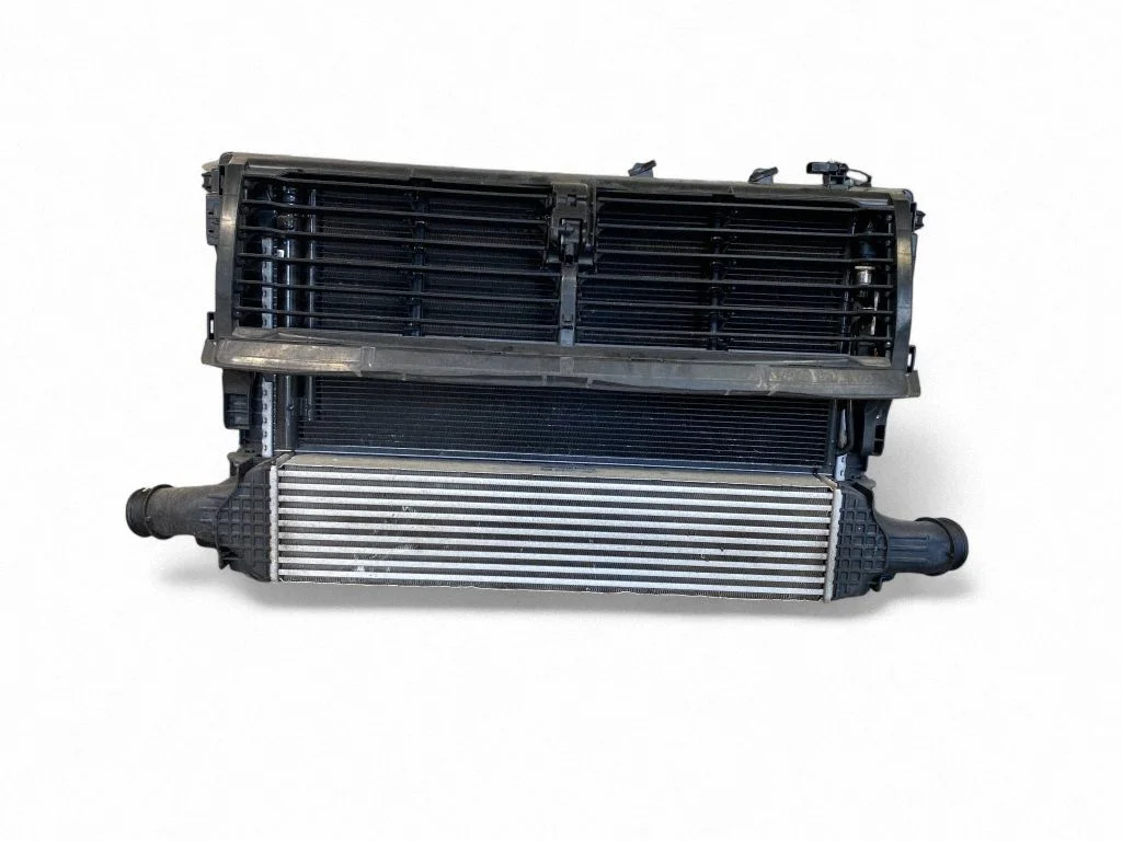 Radiator set 8W0145805AD