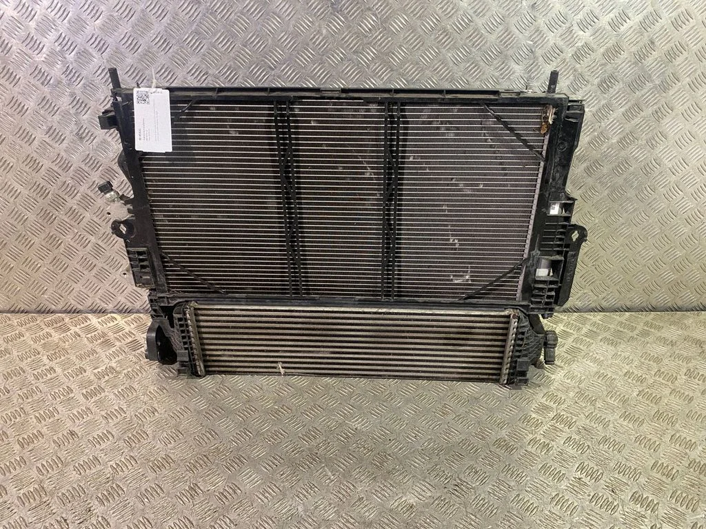 Radiaatorite komplekt – Volvo XC90 (2014-)