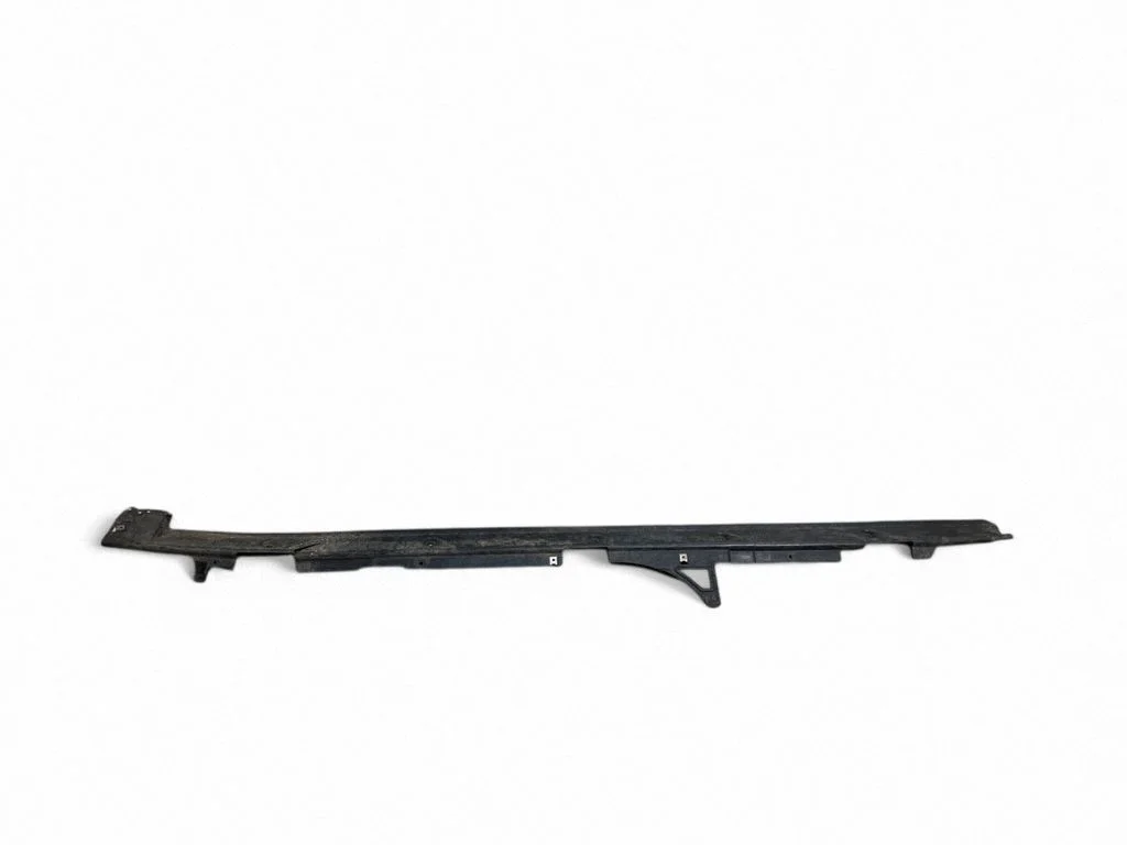 Külgmine põhjakaitse 4M0825211G