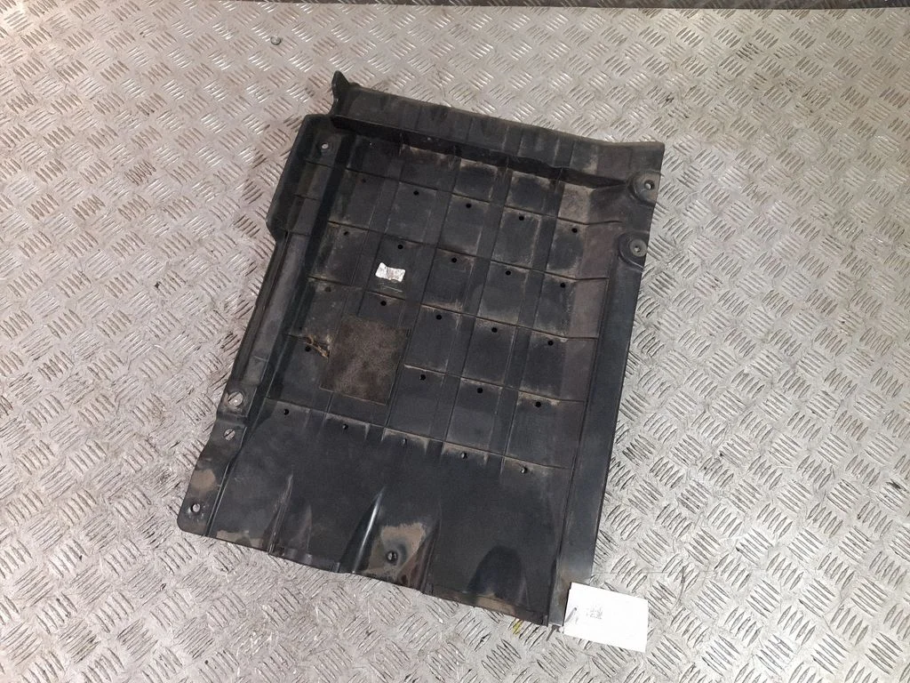 Külgmine põhjakaitse 84138D7500