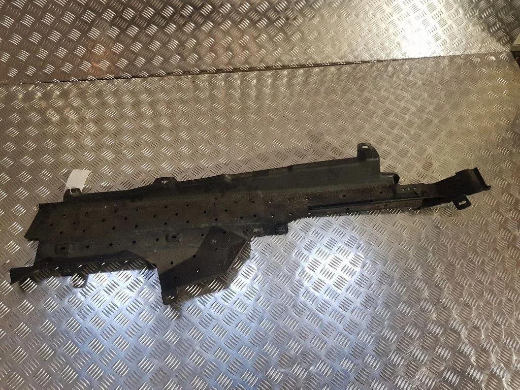 Side bottom protection S550A32160041
