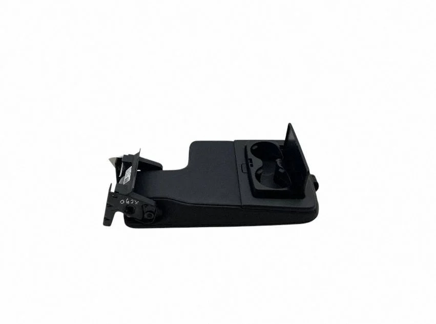 Rear seat armrest – Volvo XC90 (2014-)