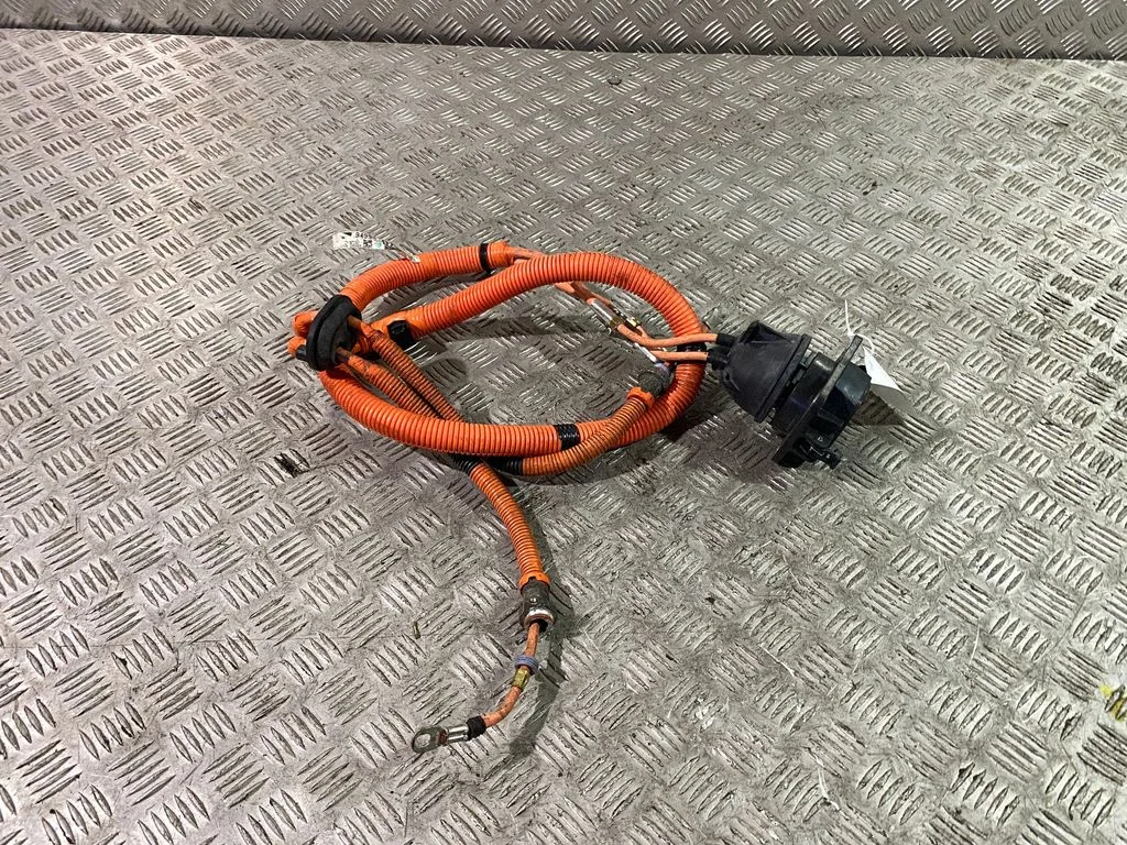 Electric car charge socket – Mitsubishi Outlander (2013-2021)