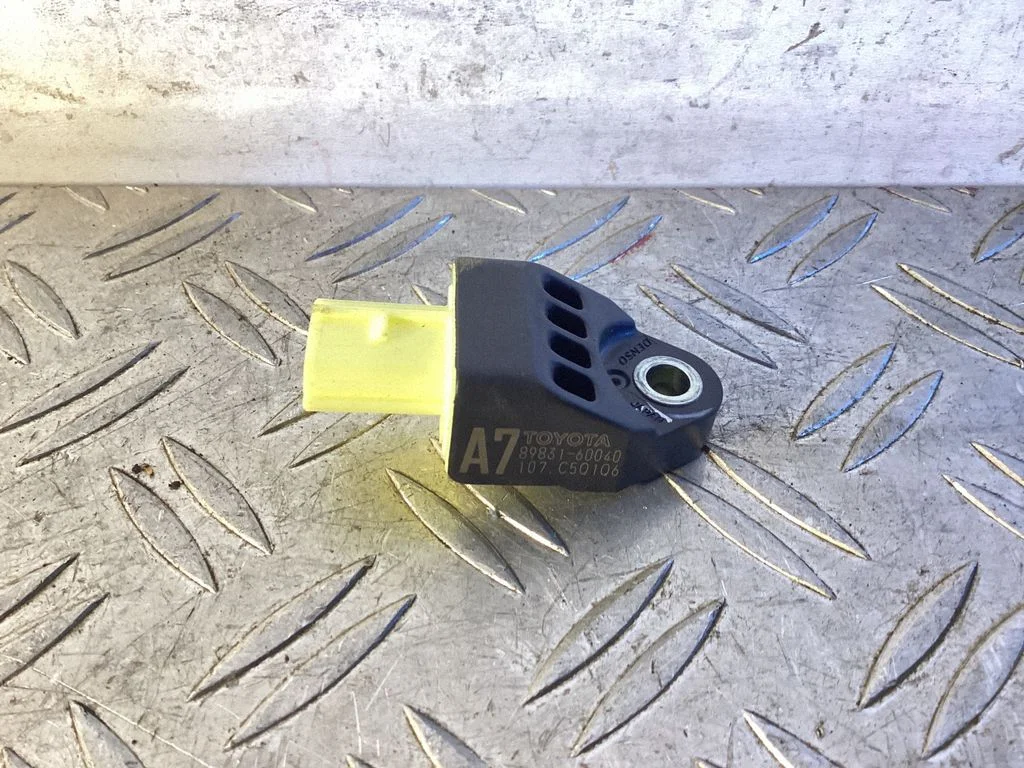 Airbag deployment crash/impact sensor 8983160040