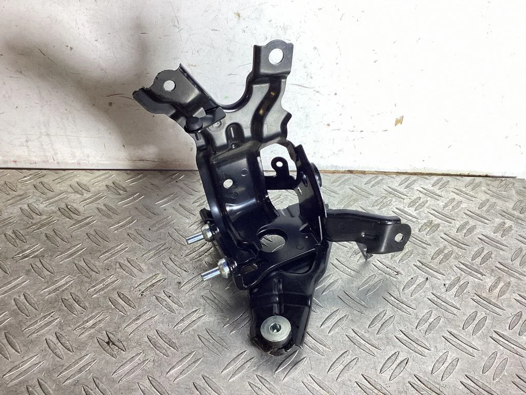 ABS-pumba kinnitus – Lexus NX (2021-)