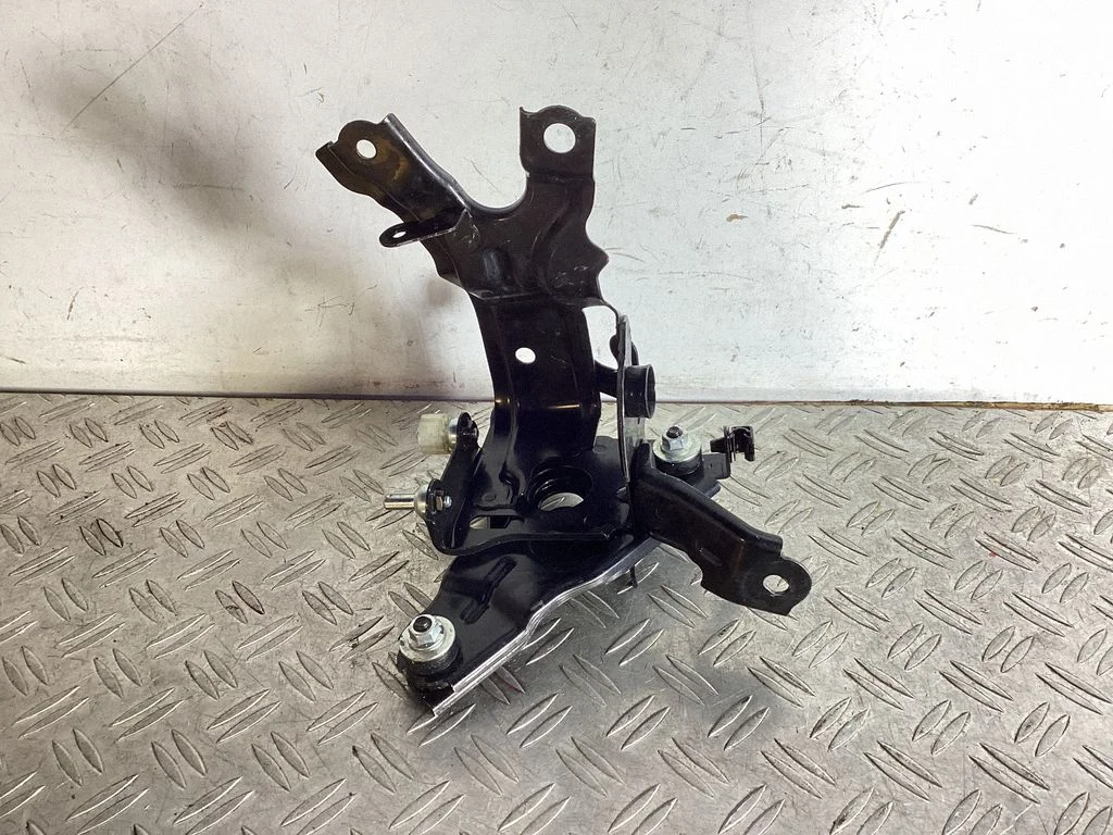 ABS-pumba kinnitus – Lexus NX (2021-)