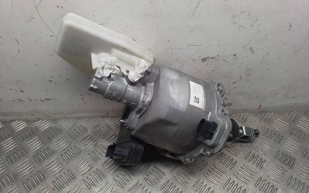 Brake booster 118867150B