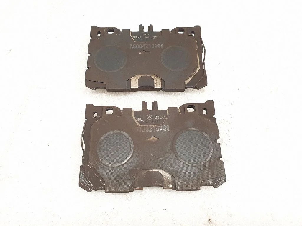 Brake pads (front) – Mercedes-Benz C-Class W205 (2014-2021)