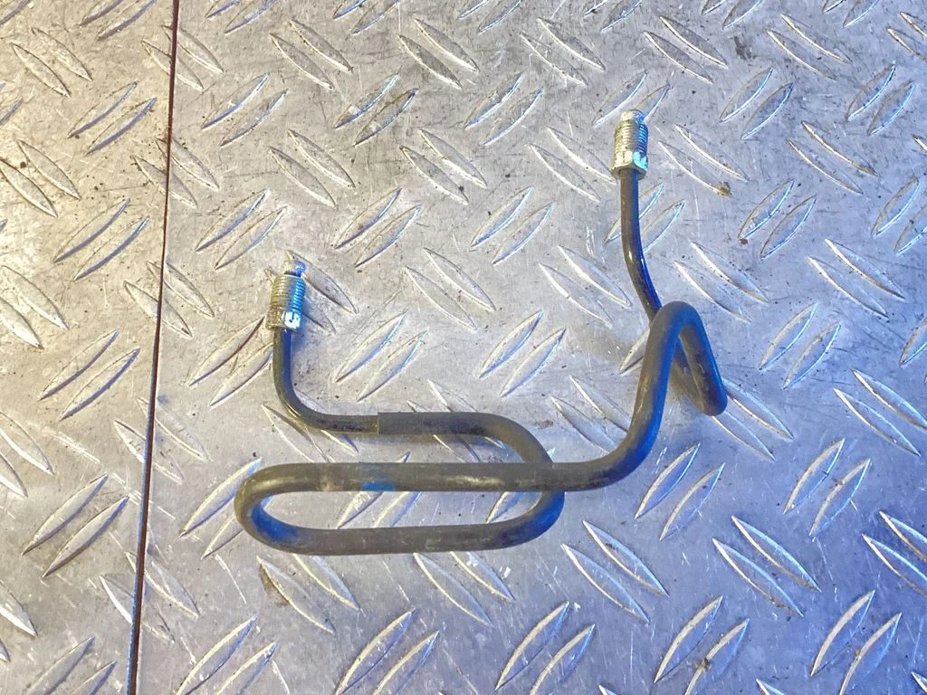 Brake line pipe/hose – Toyota RAV 4 (XA40) (2012-2018)