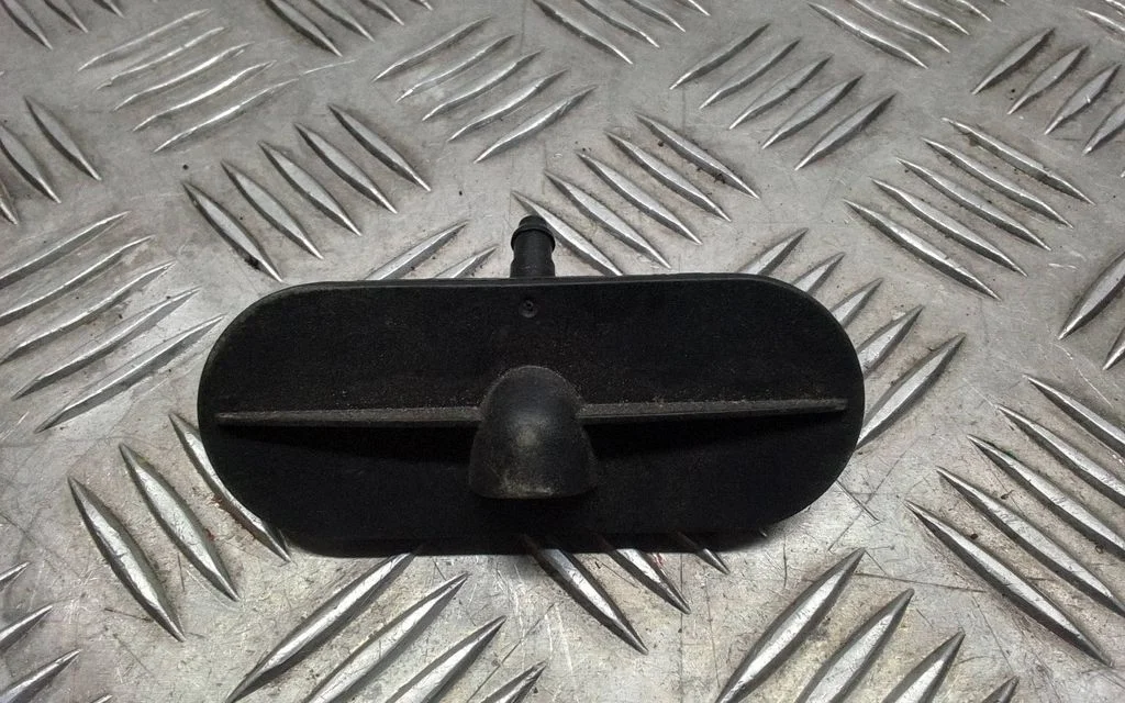 Windshield washer spray nozzle – Porsche 911 997 (2004-2013)