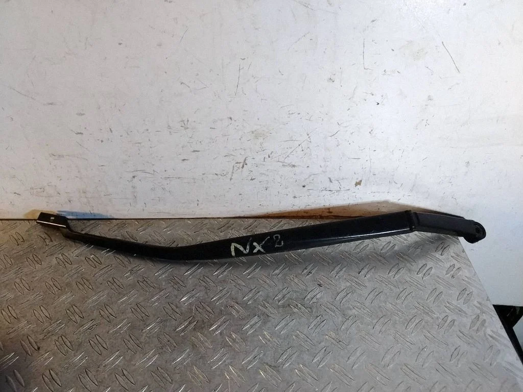 Front wiper blade arm – Lexus NX (2014-2021)