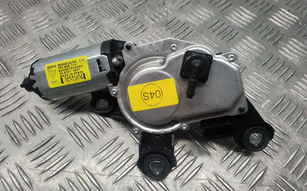Rear window wiper motor – Porsche Cayenne (92A) (2010-2017)