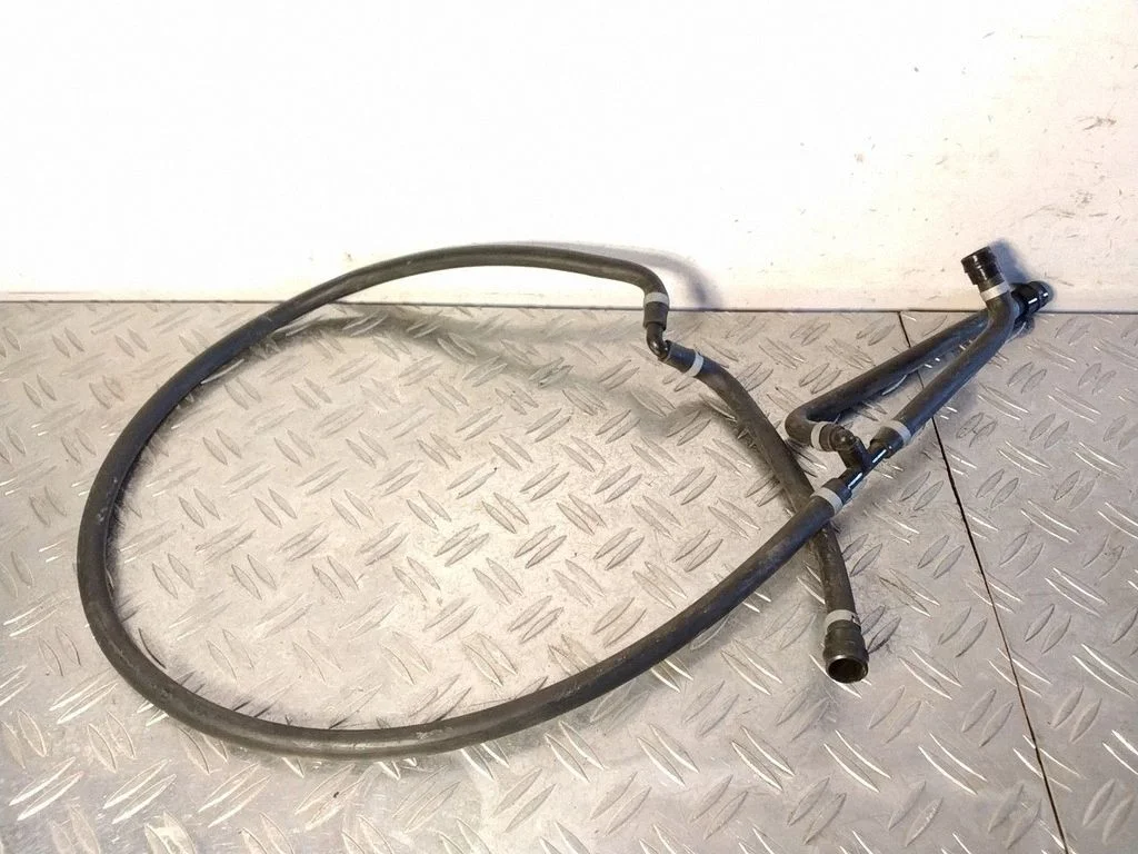 Windshield washer fluid hose – Lexus RX III (2008-2015)