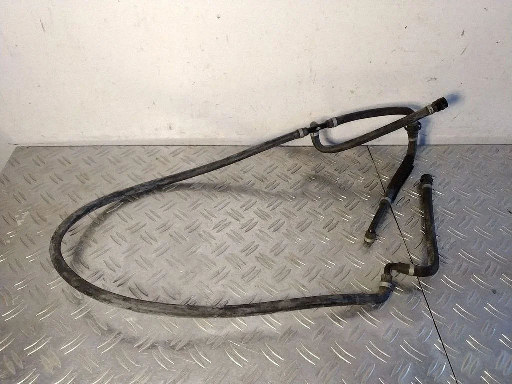 Windshield washer fluid hose – Lexus RX III (2008-2015)