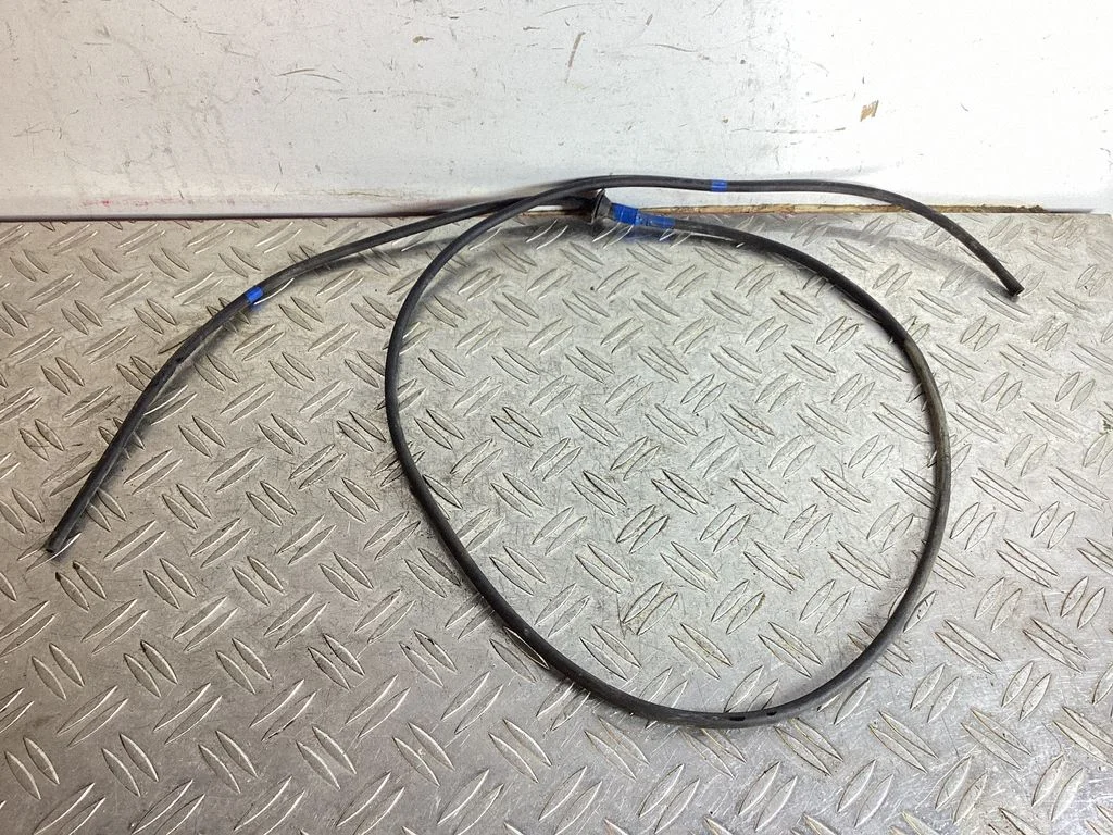 Windshield washer fluid hose – Lexus NX (2021-)