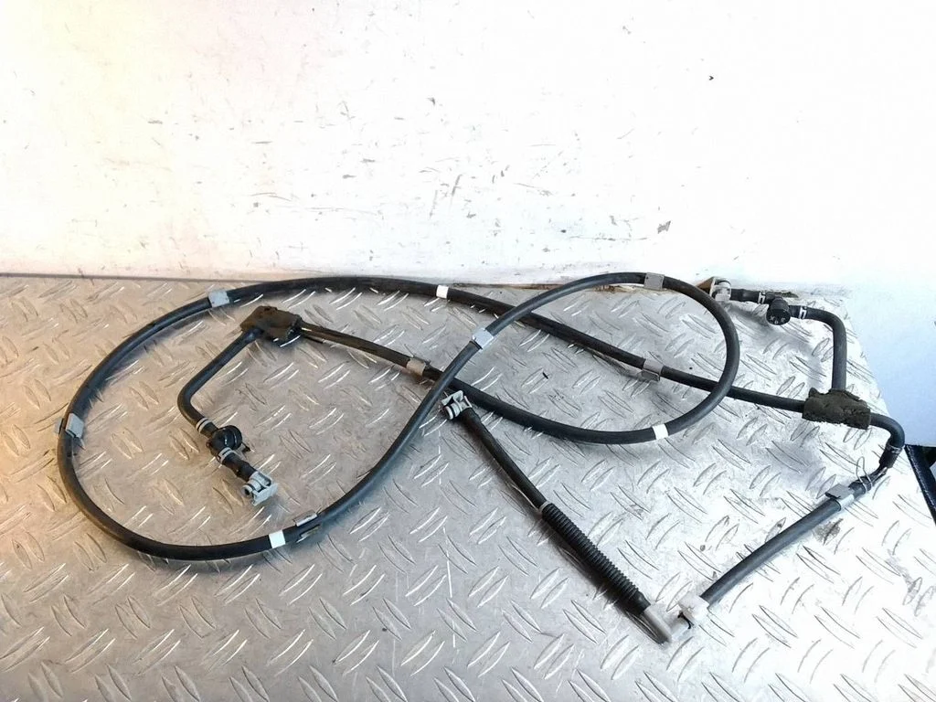 Tulepesuvedeliku voolik(ud) – Lexus IS III XE30 (2013-2020)