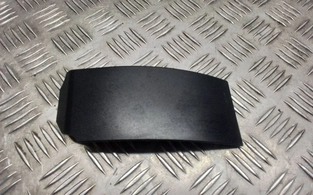 Rear/tail light trim molding – Toyota RAV 4 (XA50) (2018-)