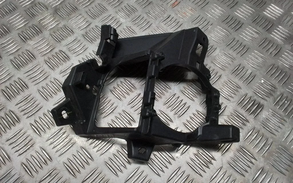 Eesmine udutuli 521260E041