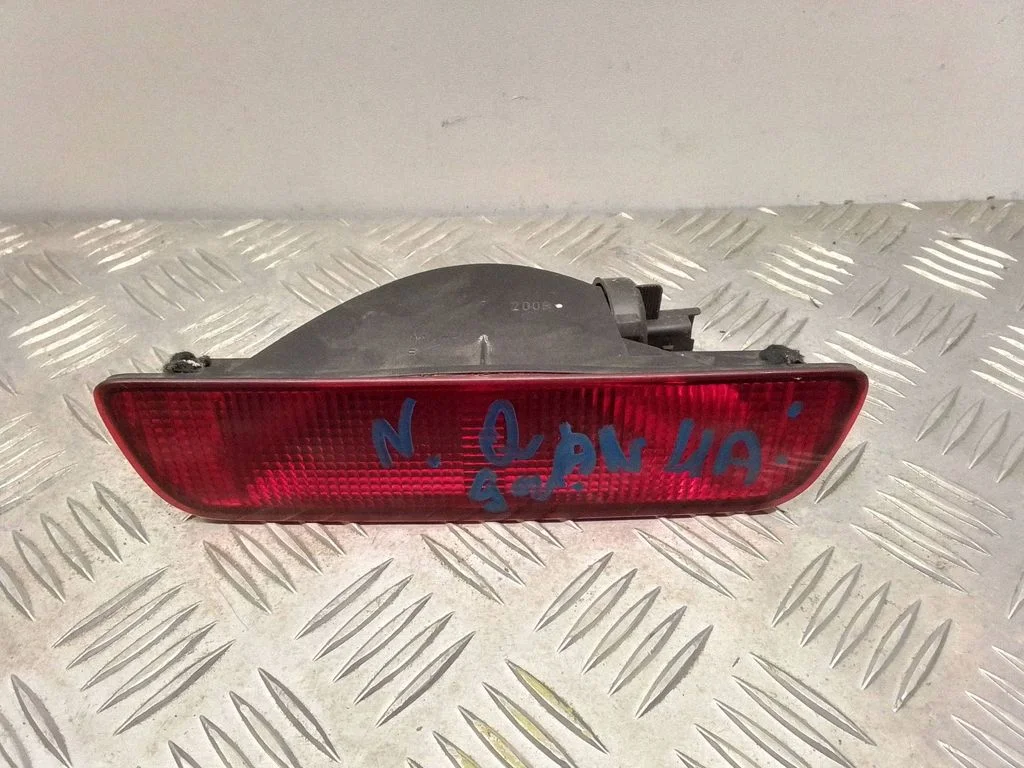 Rear fog light – Nissan Qashqai (2006-2010)
